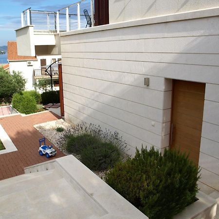 Apartment Marija トロギール エクステリア 写真